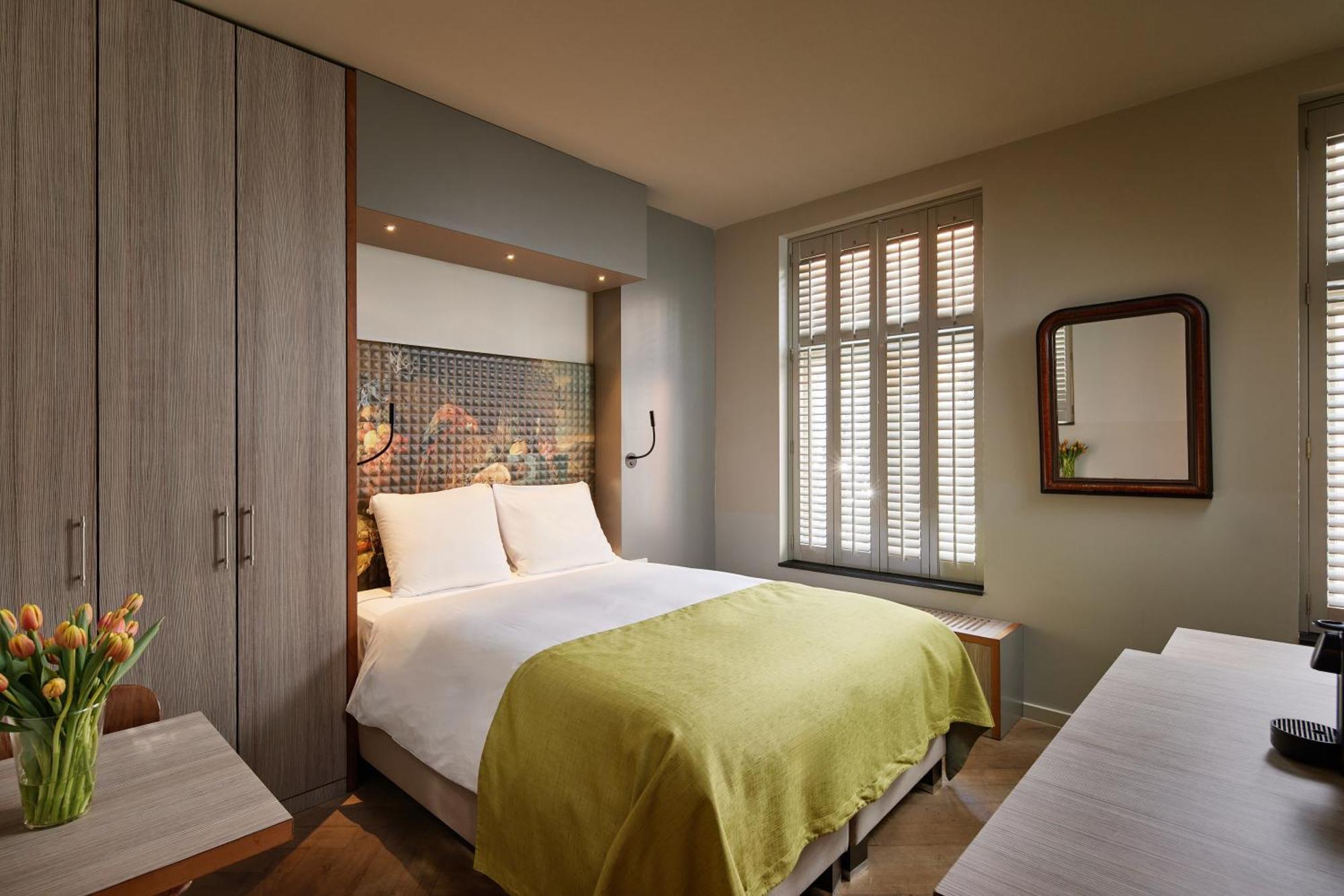 Miss Blanche Hotel