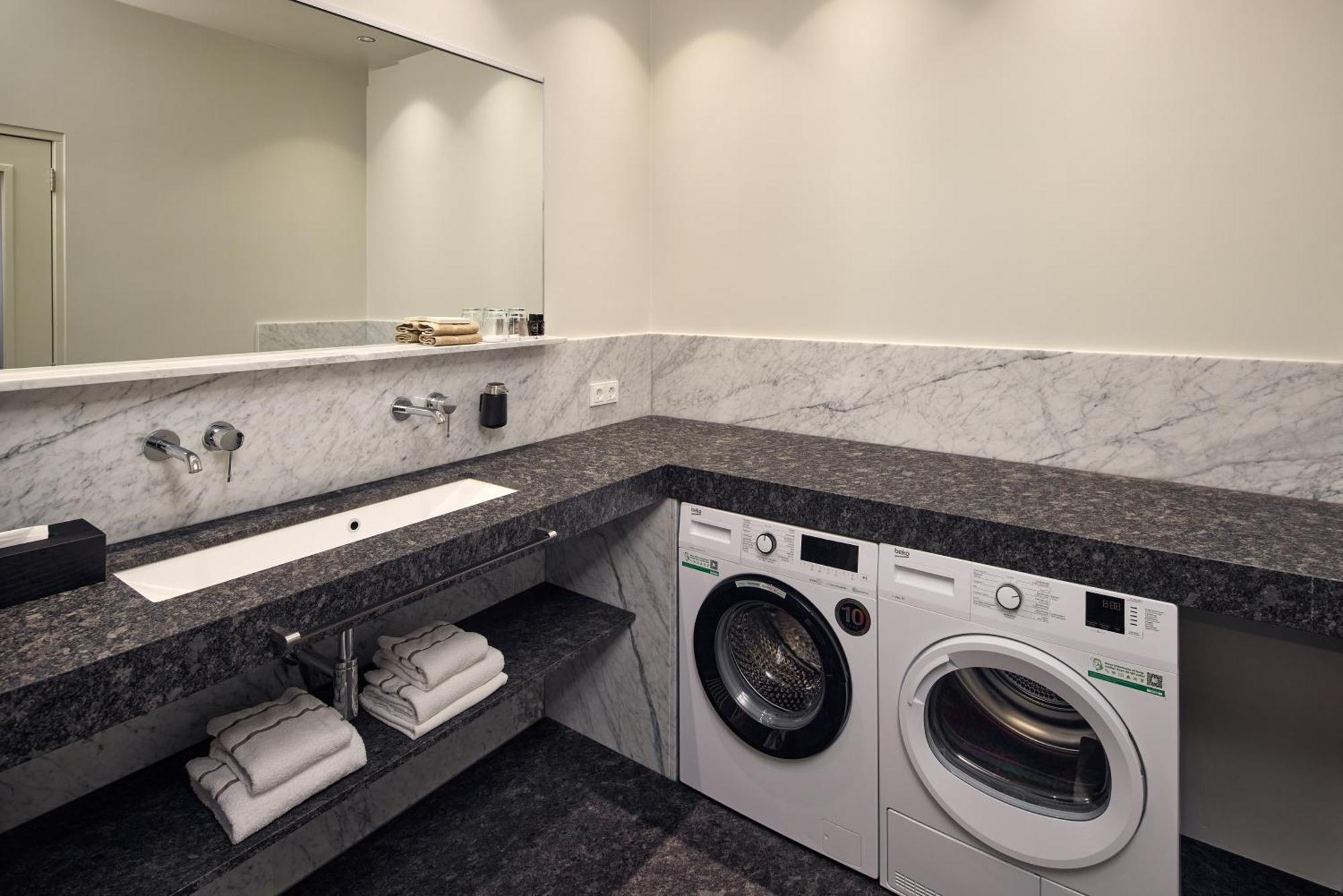 Miss Blanche Hotel 4*